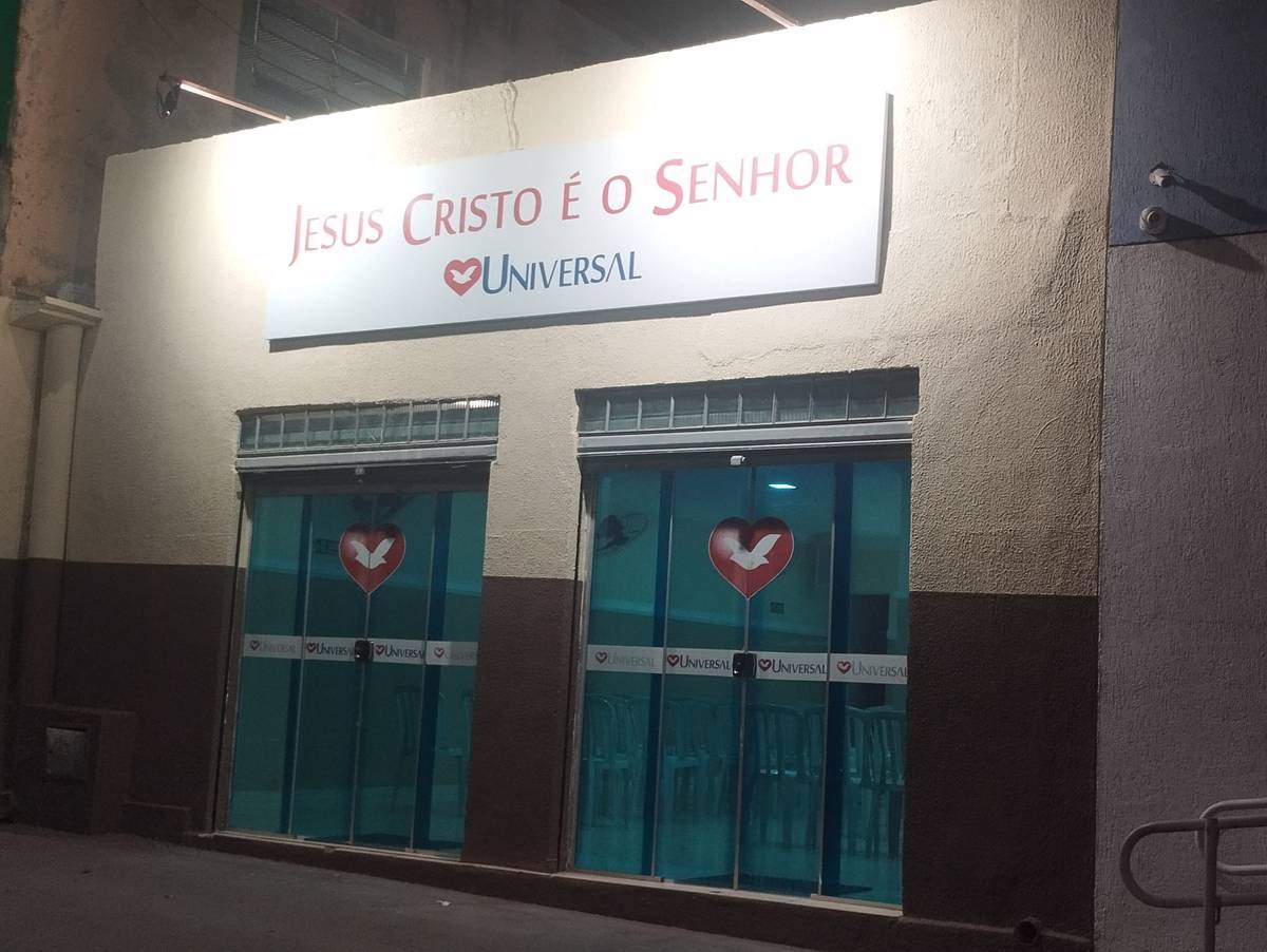 Igreja Universal ARAGOIANIA - Av.Alfredo Nasser Qd 32 Lt L11a, 11 - Setor Central  Aragoiânia GO , Aparecida de Goiânia - Goiás  - 75360000 - Brasil, 11 - Setor Central  Aragoiânia GO  Aparecida de Goiânia - Goiás - Brasil