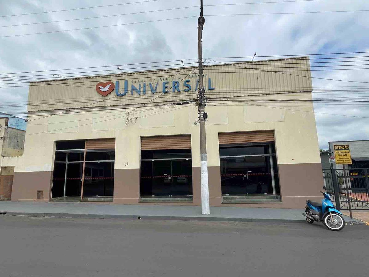 Igreja Universal TAMBAU - Av. Garcês, 175 - Centro, Tambaú - São Paulo  - 13710-000 - Brasil, 175 - Centro Tambaú - São Paulo - Brasil