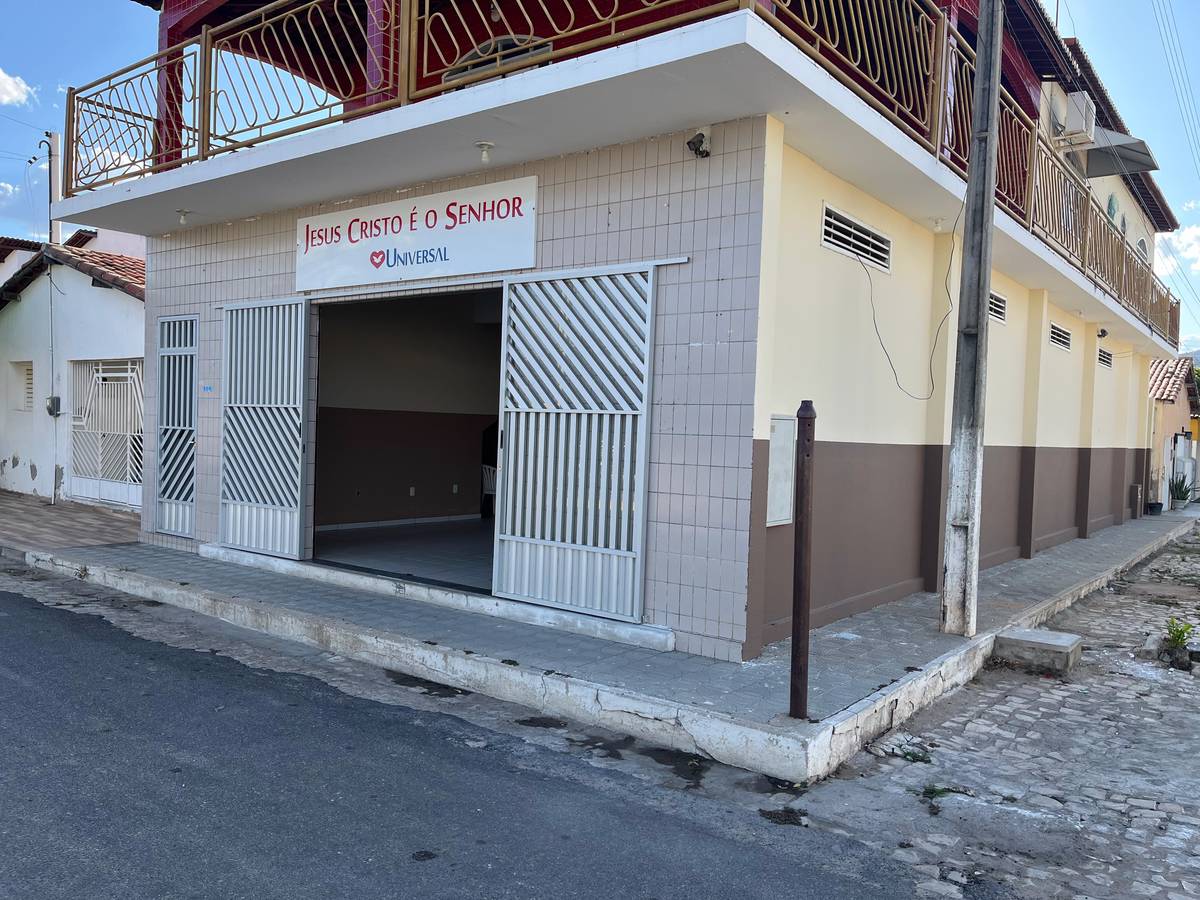 Igreja Universal LUCRECIA - AV LAURO MAIA,  - CENTRO - LUCRÉCIA, 486 - CENTRO, Lucrécia - Rio Grande do Norte  - 59805000 - Brasil, 486 - CENTRO Lucrécia - Rio Grande do Norte - Brasil