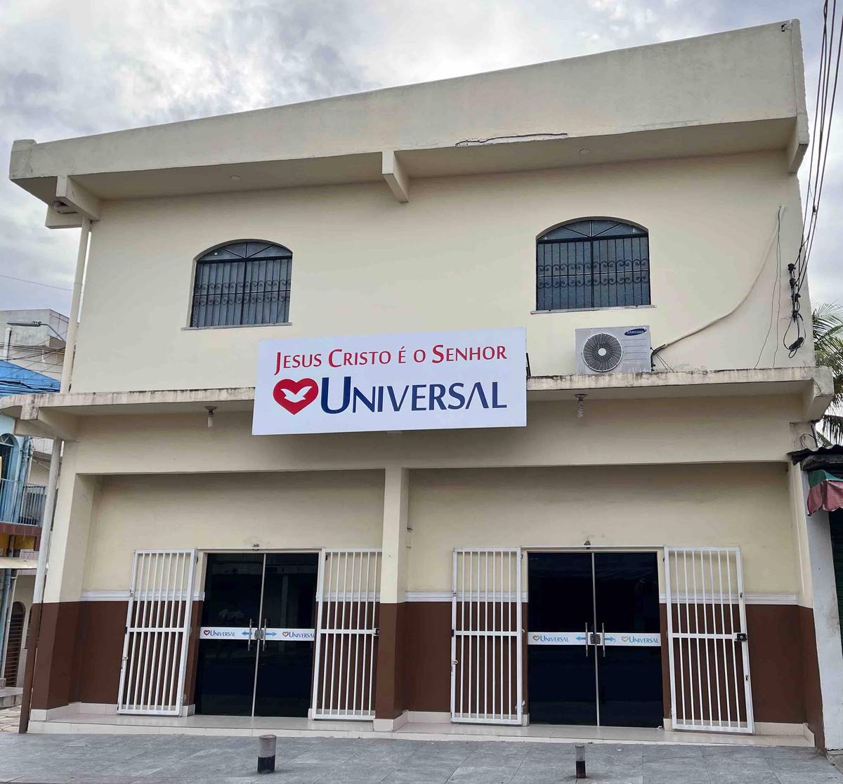 Igreja Universal POLIVALENTE - Avenida Jorge Biváqua, 1185 - Japiim, Manaus - Amazonas  - 69078-100 - Brasil