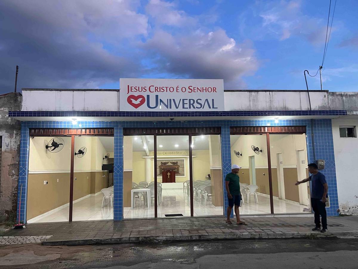 Igreja Universal HIDROLANDIA - Rua Dona Maria José , 134 - Centro, Hidrolândia - Ceará  - 62270000 - Brasil, 134 - Centro Hidrolândia - Ceará - Brasil