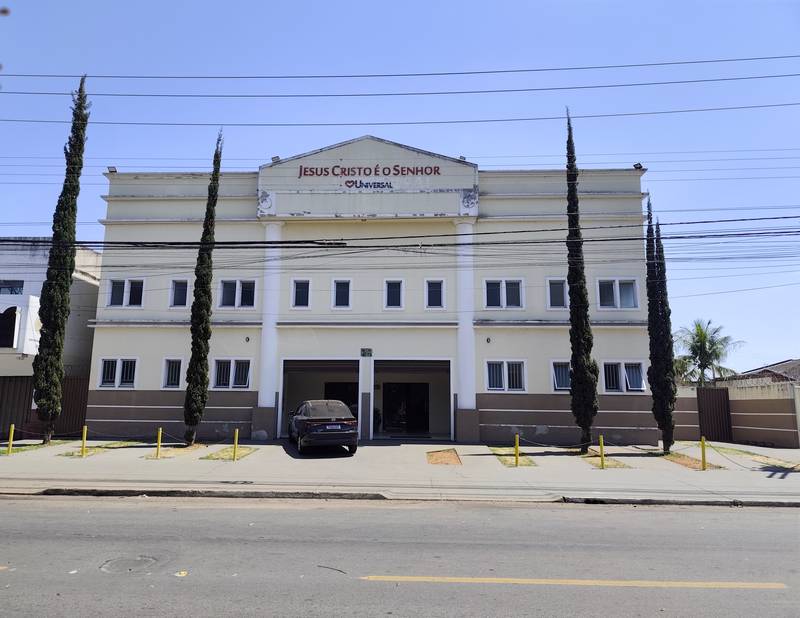 Igreja Universal CELINA PARK – Avenida Milão, qd cp3, lt 17, 17 – Loteamento Celina Park, Goiânia – Goiás – 74367635 – Brasil