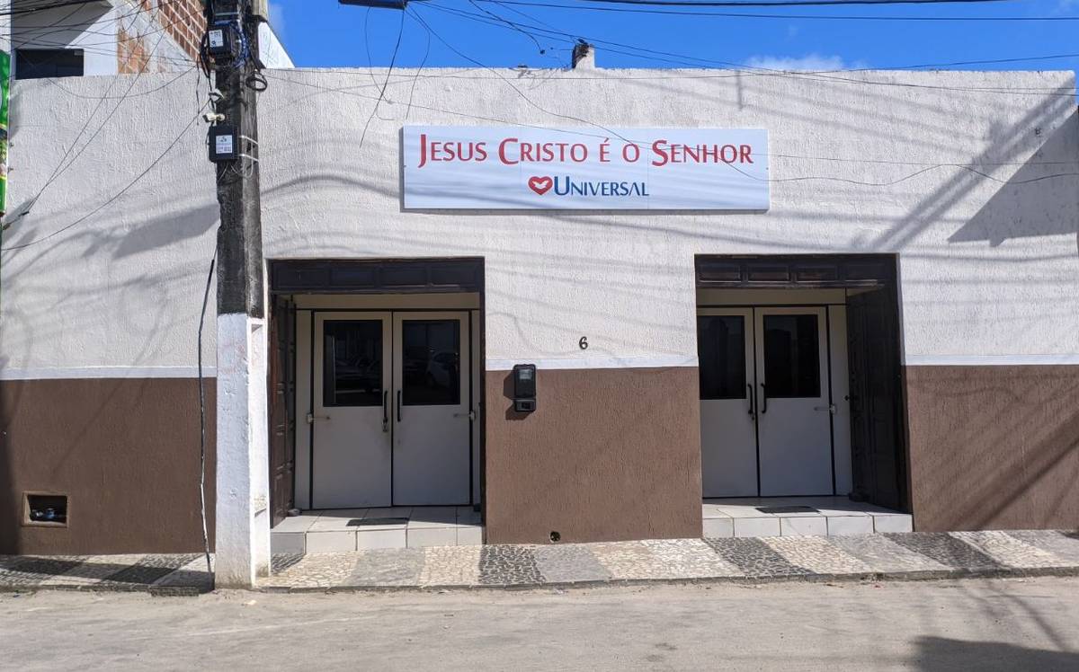 Igreja Universal Aratuipe Praça José Alves Da Silva 6 Centro