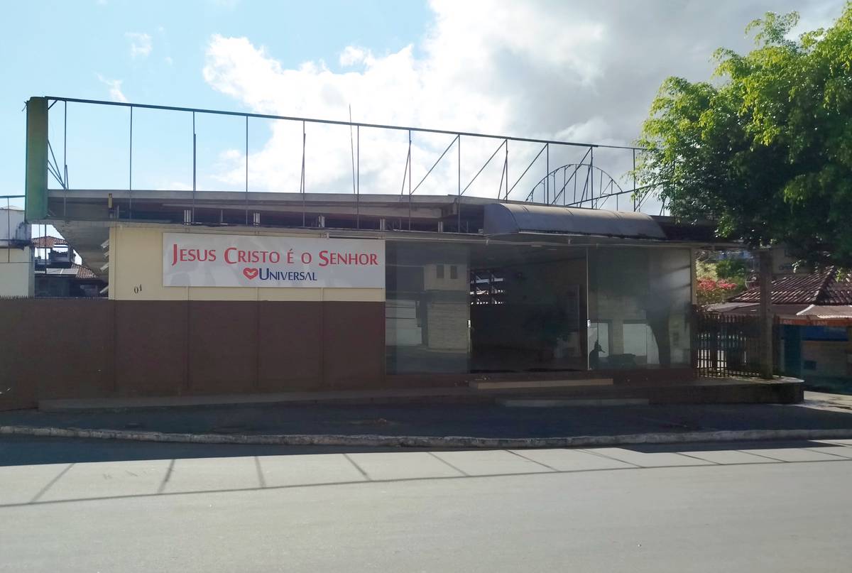 Igreja Universal IBIRATAIA - Praça Basílio Miguel De Souza , 1 - Centro, Ibirataia - Bahia  - 45580000 - Brasil, 1 - Centro Ibirataia - Bahia - Brasil