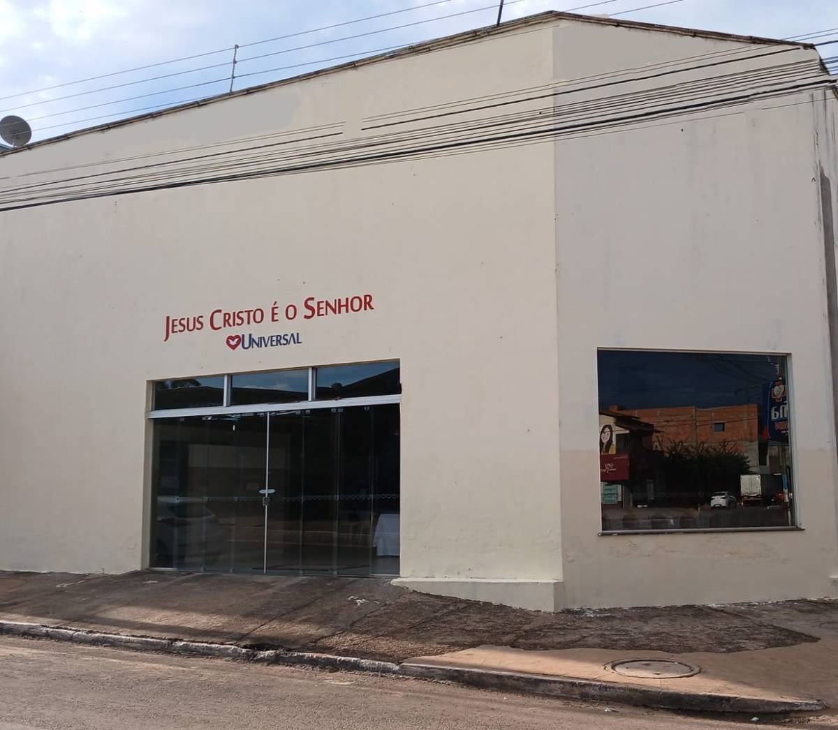 Igreja Universal SOL NASCENTE - Rua S-015, 410 - Parque Sol Nascente, Gurupi - Tocantins - 77425100 - Brasil, 410 - Parque Sol Nascente Gurupi - Tocantins - Brasil