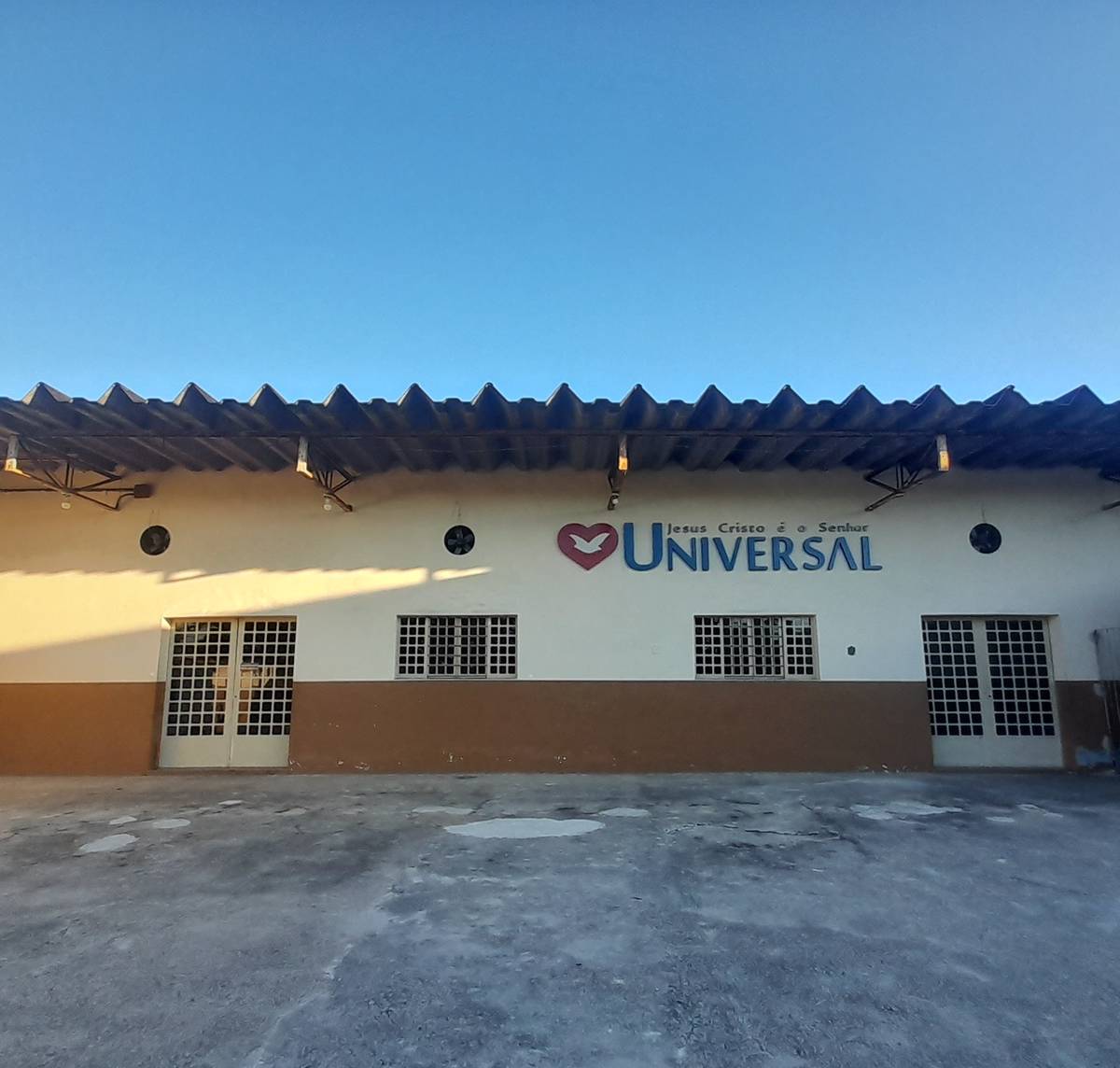 Igreja Universal PACIENCIA - Estrada Urucânia, 340 - Paciência , Rio de Janeiro - Rio de Janeiro  - 23570295 - Brasil, 340 - Paciência  Rio de Janeiro - Rio de Janeiro - Brasil