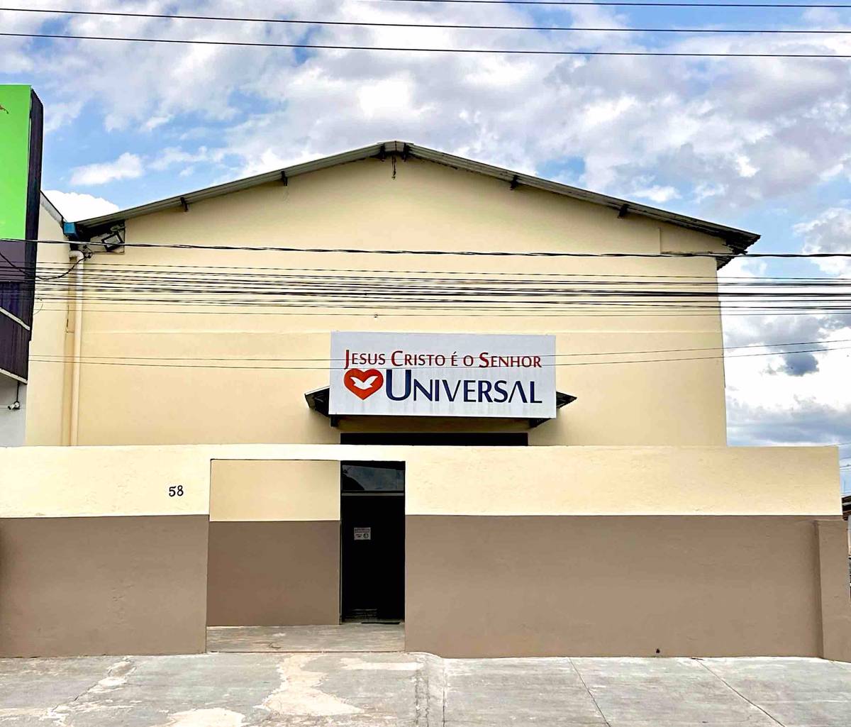 Igreja Universal IMPERADOR - Avenida Barão de Igarapé-Mirim, 58 - Imperador, Castanhal  - Pará  - 68744400 - Brasil, 58 - Imperador Castanhal  - Pará - Brasil