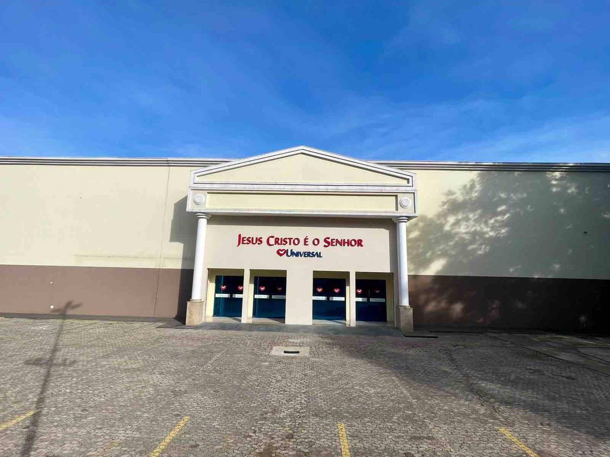 Igreja Universal FOZ DO IGUACU - Avenida Juscelino Kubitschek, 1659 - Vila Paraguaia, Foz do Iguaçu - Paraná  - 85864000 - Brasil, 1659 - Vila Paraguaia Foz do Iguaçu - Paraná - Brasil