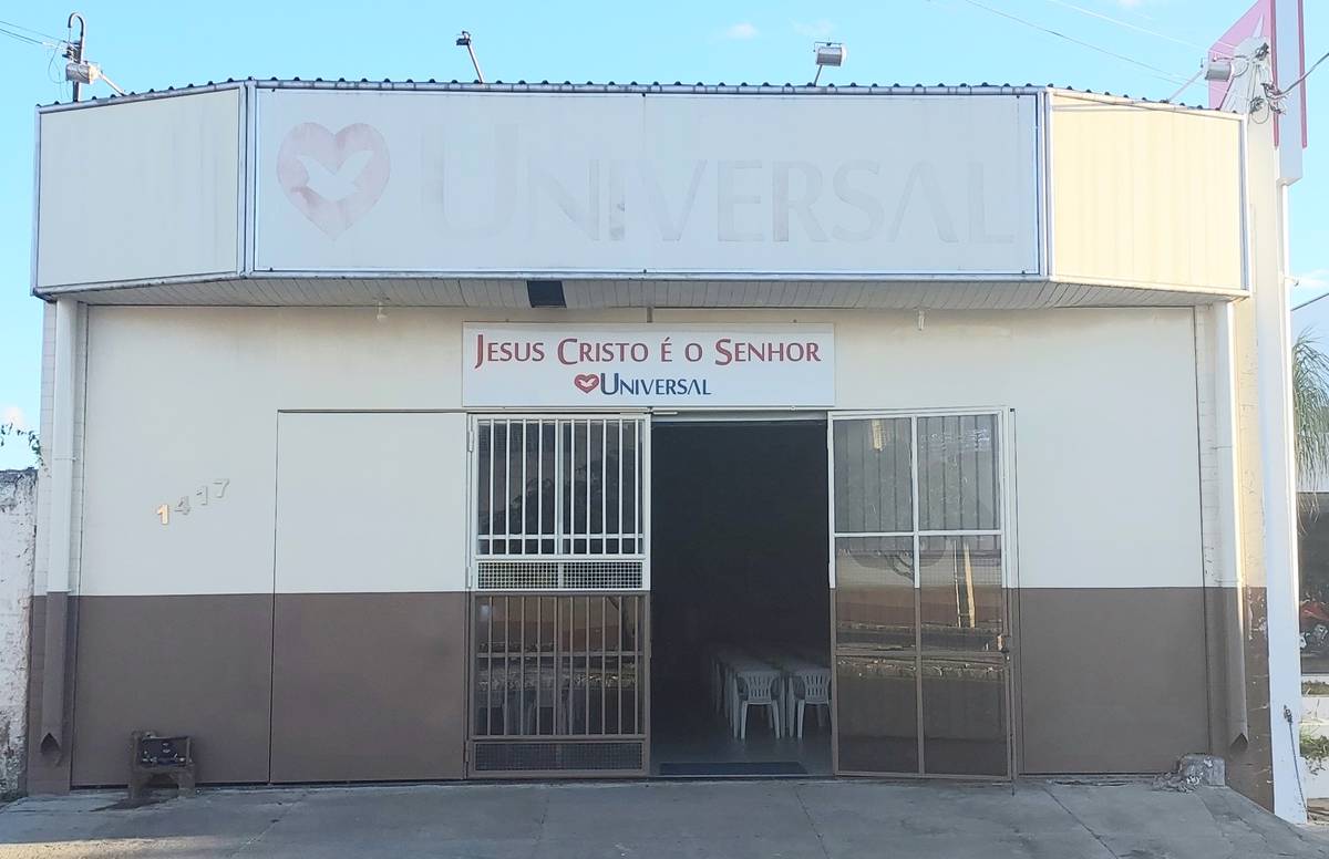 Igreja Universal GUANAMBI II - Avenida Santos Dumont , 1417 - Aeroporto Velho , Guanambi - Bahia  - 46430000 - Brasil, 1417 - Aeroporto Velho  Guanambi - Bahia - Brasil