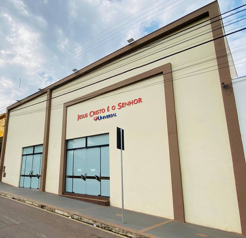 Igreja Universal LINS - Rua Vinte e Um de Abril, 361 - Centro, Lins - São Paulo  - 16400-030 - Brasil, 361 - Centro Lins - São Paulo - Brasil