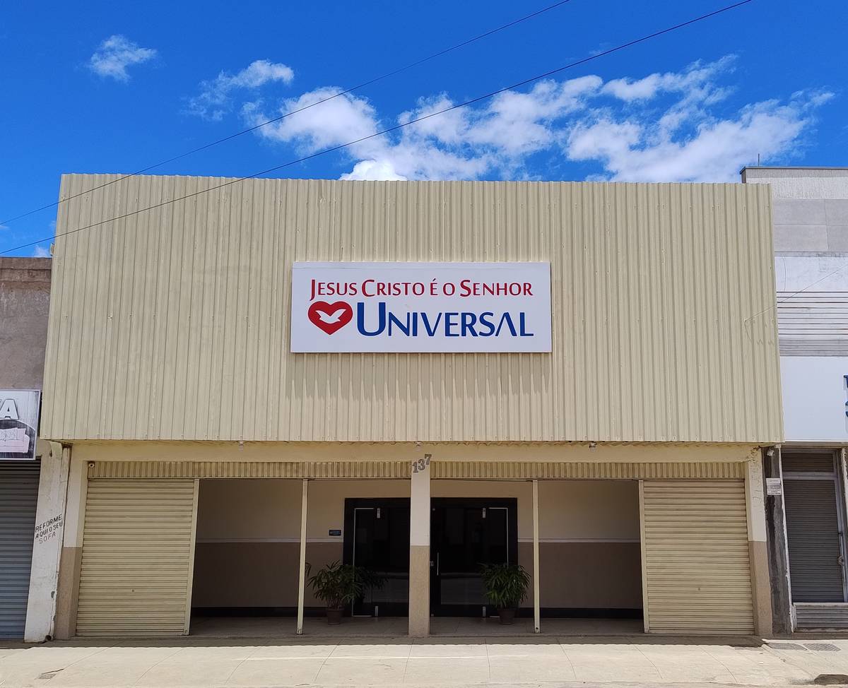 Igreja Universal JANAUBA - Avenida Mestre Alfredo Barbosa, 137 - Padre Eustáquio, Janaúba - Minas Gerais - 39442230 - Brasil, 137 - Padre Eustáquio Janaúba - Minas Gerais - Brasil