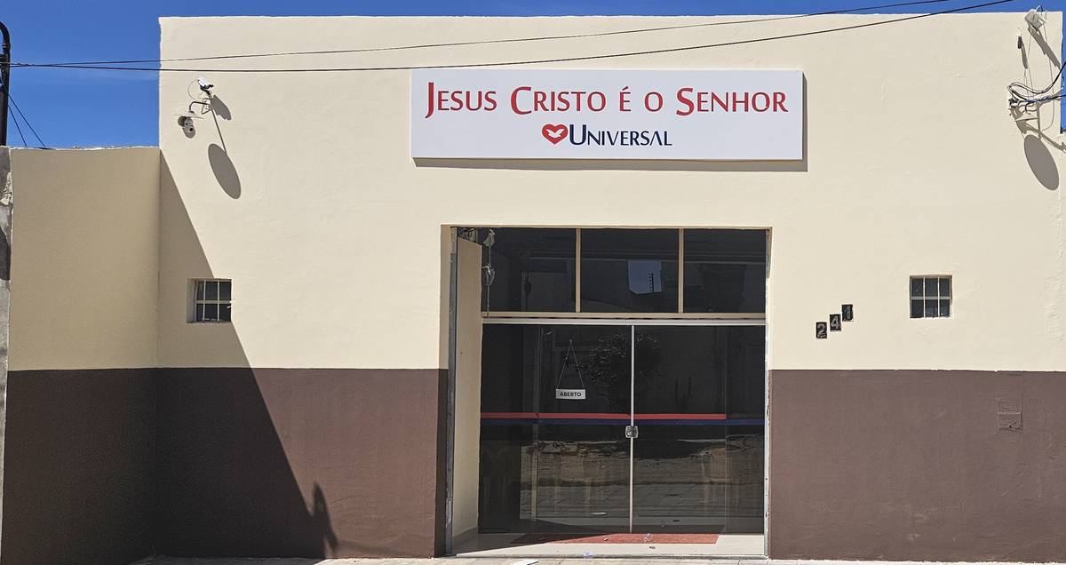 Igreja Universal GIOVANA - Rua Trinta E Nove , 241 - loteamento Geovana , Petrolina - Pernambuco  - 56332012 - Brasil