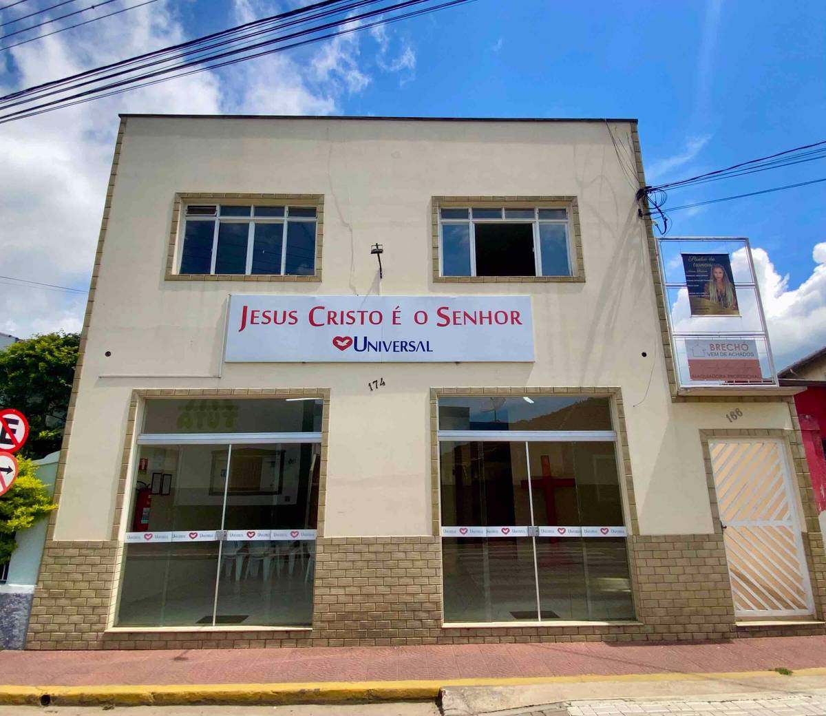 Igreja Universal SAO BENTO DO SAPUCAI - Rua Coronel Ferreira Junior, 174 - Centro, São Bento do Sapucaí - São Paulo  - 12490-000 - Brasil, 174 - Centro São Bento do Sapucaí - São Paulo - Brasil